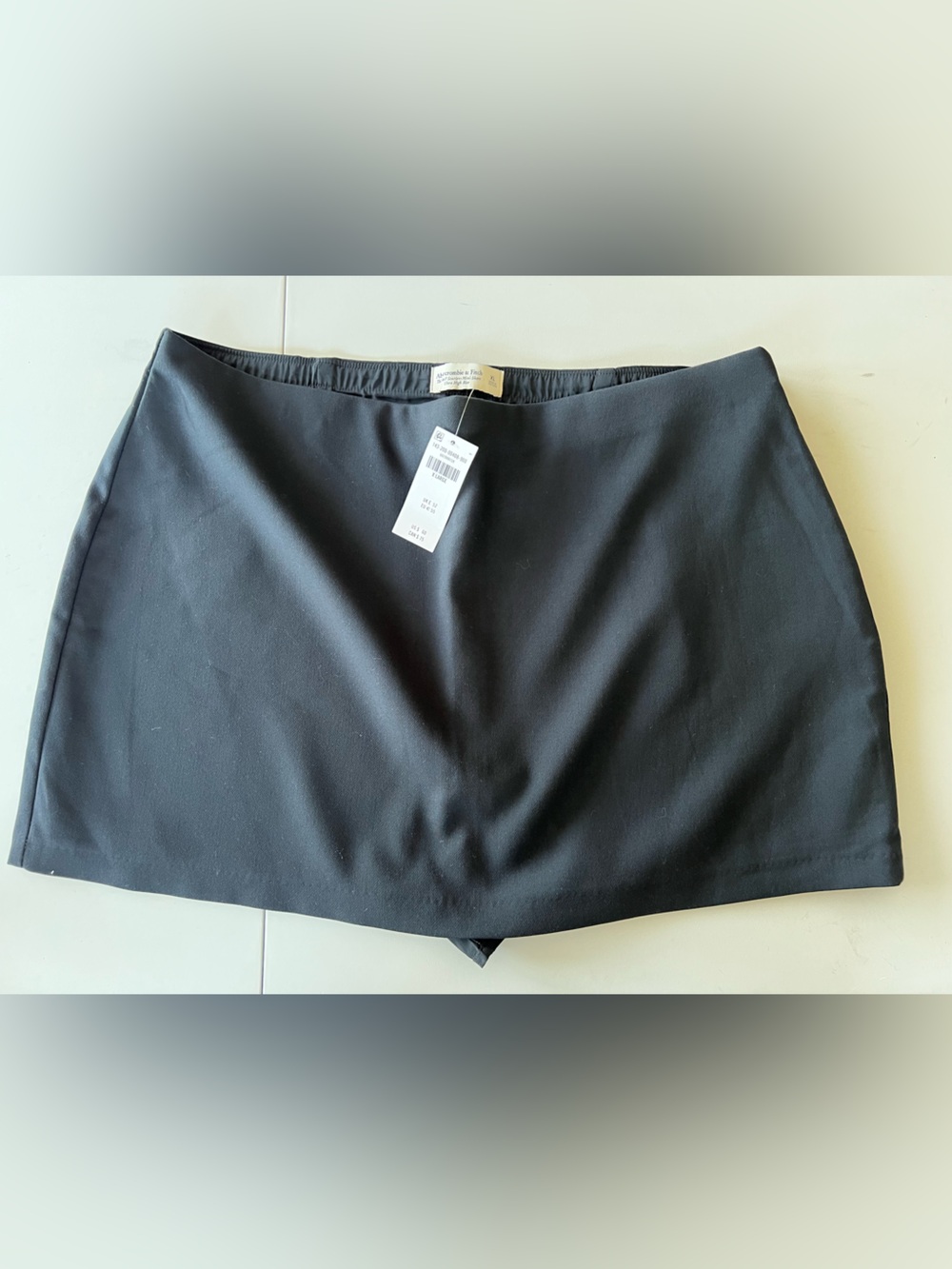 Abercrombie & Fitch Black Mini Skort